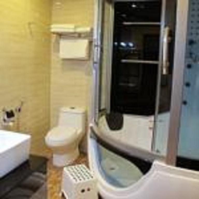 Herald Hotel Malacca Zimmer foto
